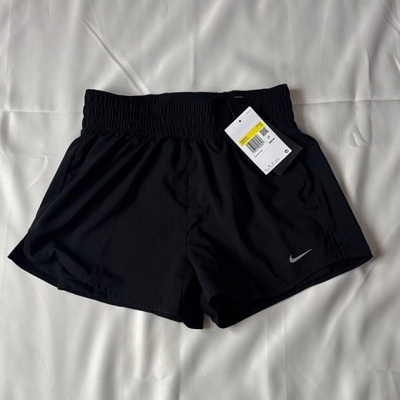 Nike Pants - Nike Women's Black Performance Shorts SZ S